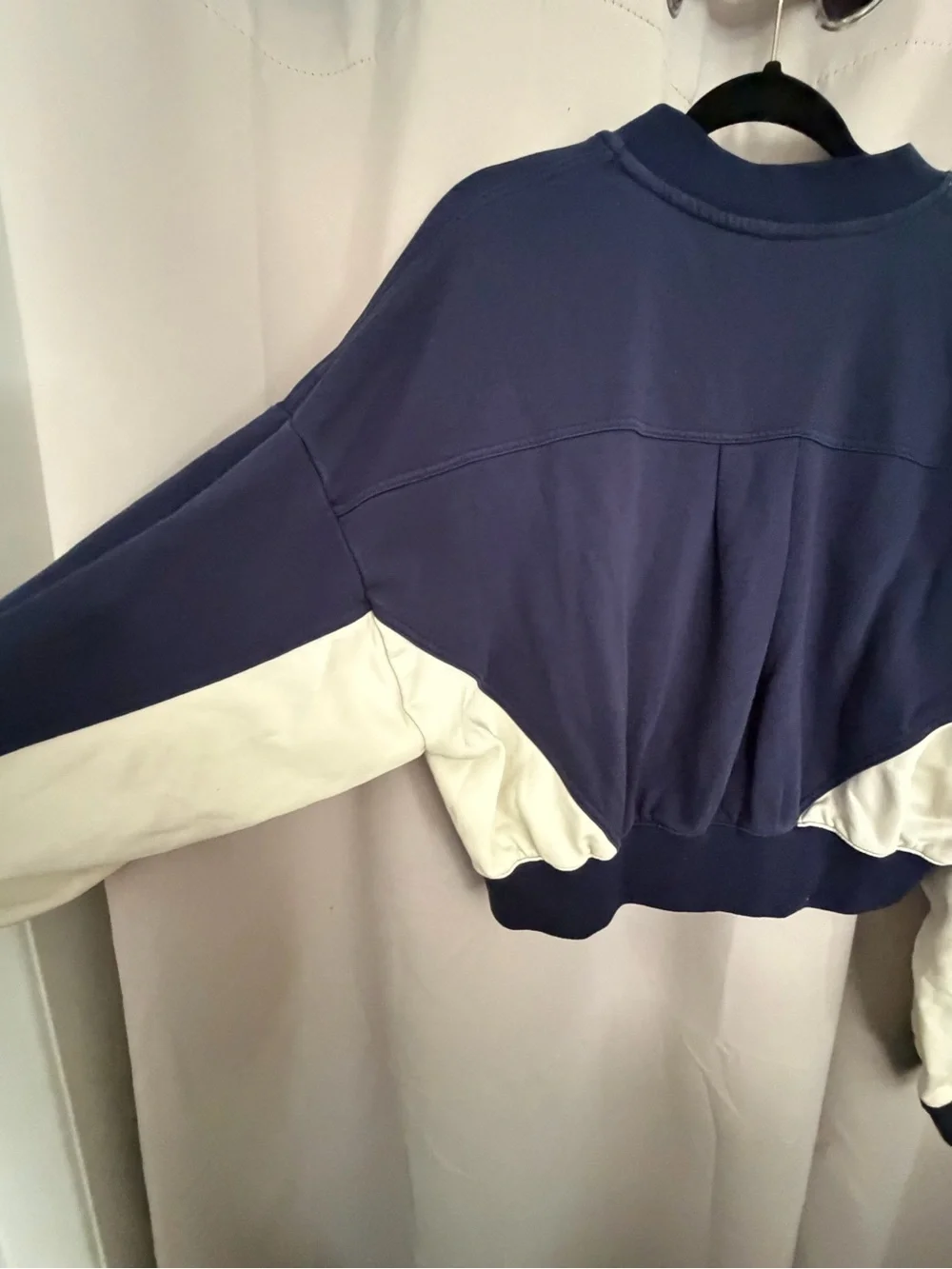 Fabletics Navy Blue & Cream Colorblock Full-Zip Jacket